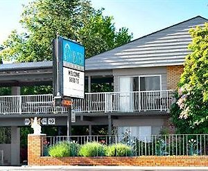 Okanagan Lakefront Resort